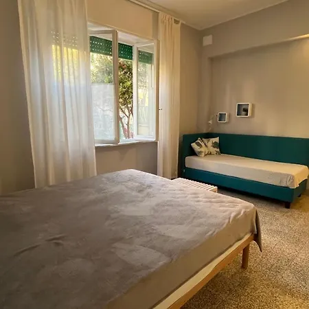 Bed And Coffee 招待所 费拉约港