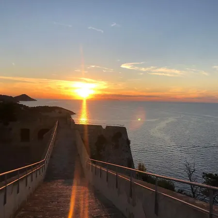 招待所 Bed And Coffee