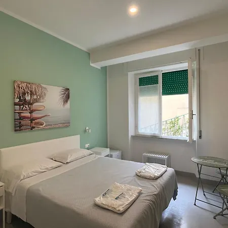 Bed And Coffee 3* 费拉约港